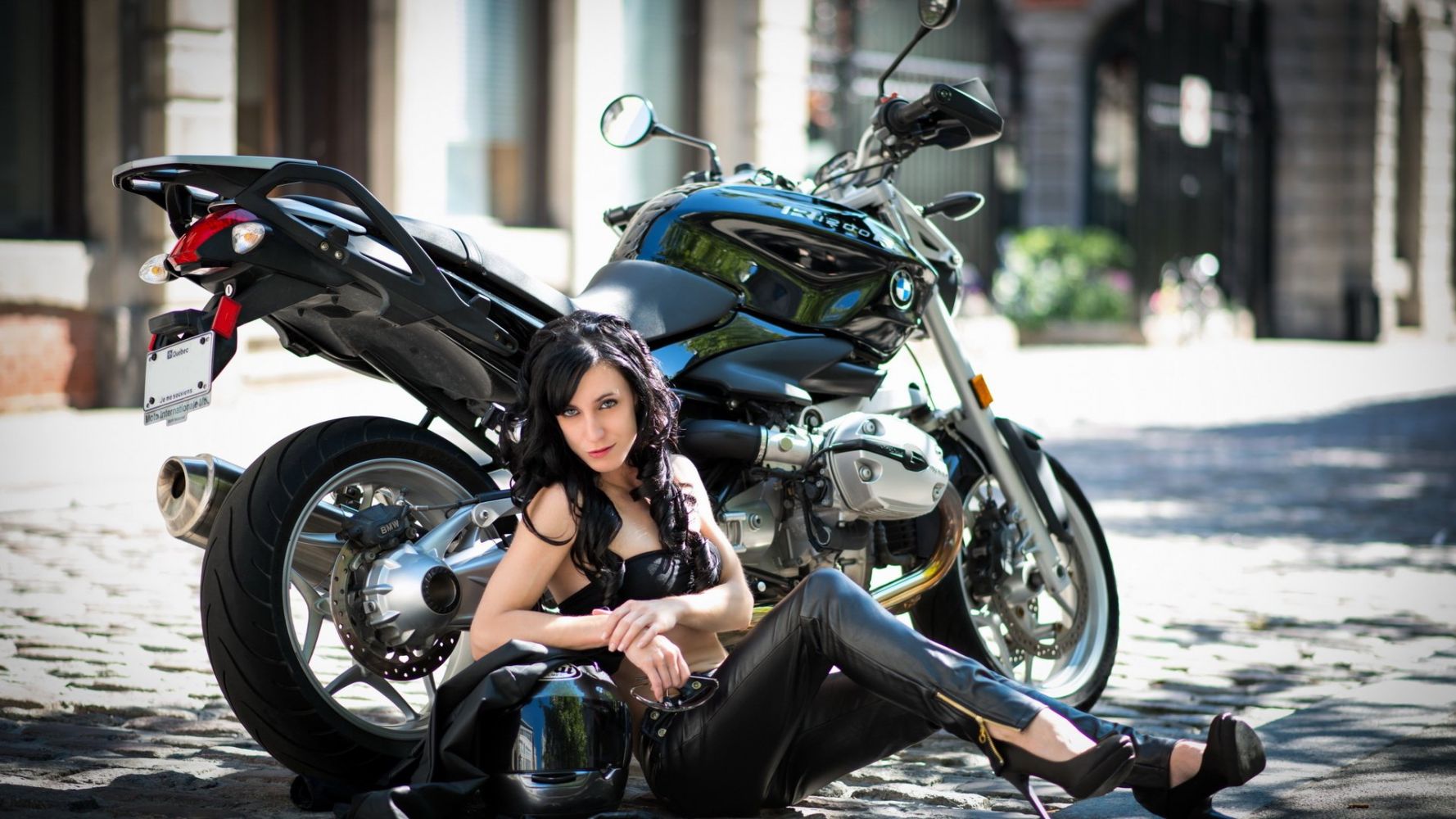 European women on bikes in Kansas City