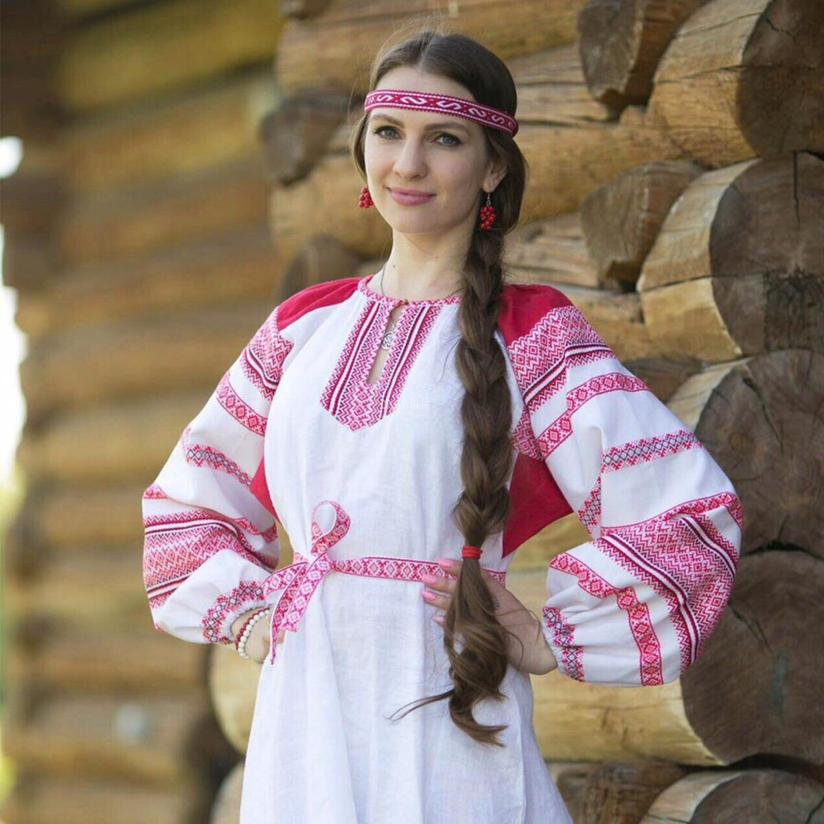 Girls in Slavic costumes in Kansas City